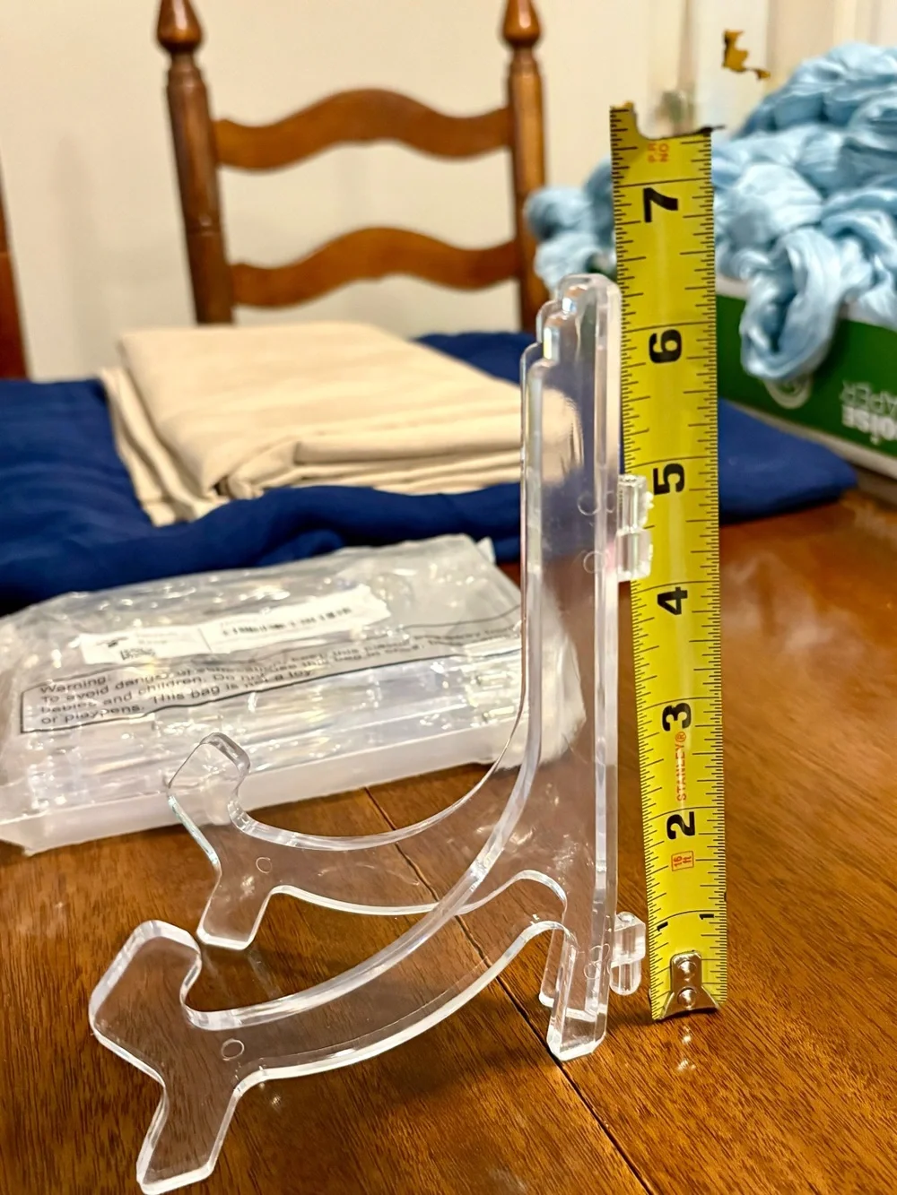 Clear Acrylic Display Stand - Transparent Plate/Easel Holder